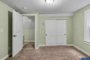 213 Mill St, Silverton, OR 97381 - Photo 29