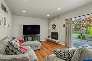 2787 Vick Ave NW, Salem, OR 97304 - Photo 9