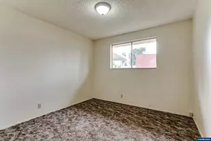 920 Echo Hollow Rd, Eugene, OR 97402 - Photo 21