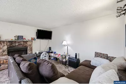 920 Echo Hollow Rd, Eugene, OR 97402 - Photo 9
