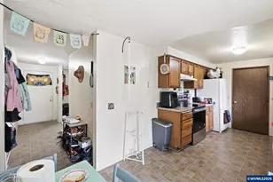920 Echo Hollow Rd, Eugene, OR 97402 - Photo 11