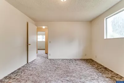 920 Echo Hollow Rd, Eugene, OR 97402 - Photo 29