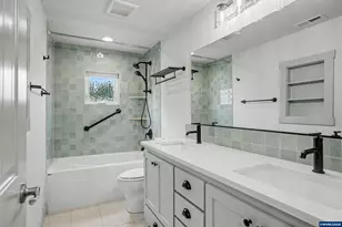 659 E Sherman St, Lebanon, OR 97355 - Photo 27