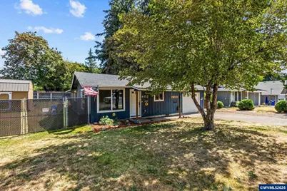 402 SW Ivy Rd, Estacada, OR 97023 - Photo 3