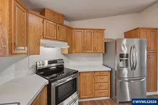 4678 La Vista Way SE, Salem, OR 97317 - Photo 9