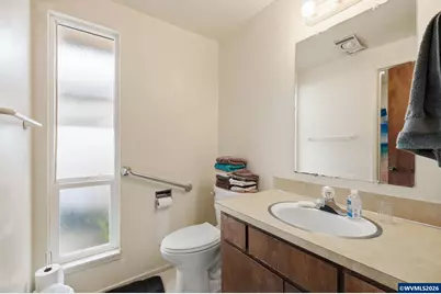1675 N Danebo Av, Eugene, OR 97402 - Photo 25