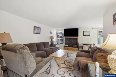 1675 N Danebo Av, Eugene, OR 97402 - Photo 5
