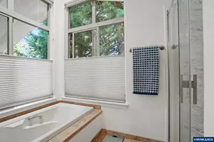 810 NW Lyman Dr, Corvallis, OR 97330 - Photo 15