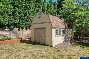 810 NW Lyman Dr, Corvallis, OR 97330 - Photo 39