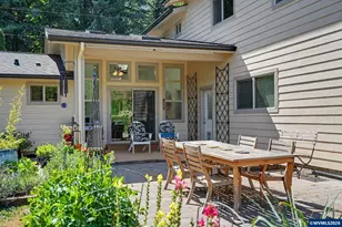 810 NW Lyman Dr, Corvallis, OR 97330 - Photo 33