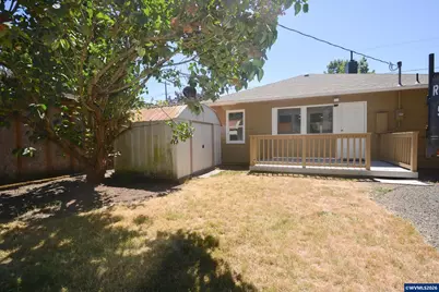 1075 Shipping St NE, Salem, OR 97301 - Photo 31