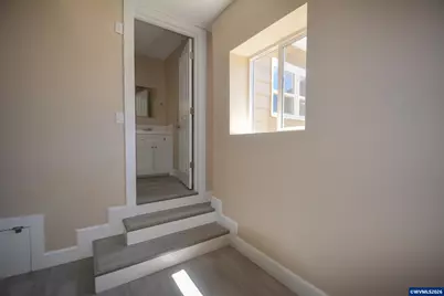 1075 Shipping St NE, Salem, OR 97301 - Photo 25