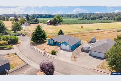 904 Isabel Dr, Jefferson, OR 97352 - Photo 3