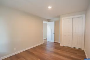 490 W A St, Lebanon, OR 97355 - Photo 15