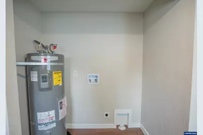 490 W A St, Lebanon, OR 97355 - Photo 25