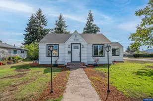 490 W A St, Lebanon, OR 97355 - Photo 1