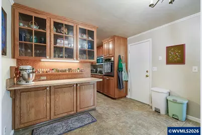 2215 NW Circle Bl, Corvallis, OR 97330 - Photo 9