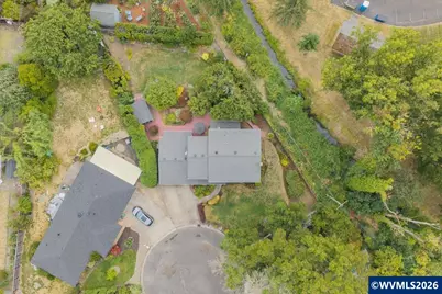 1112 26th Av SW, Albany, OR 97321 - Photo 3