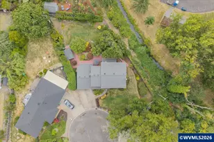 1112 26th Ave SW, Albany, OR 97321 - Photo 3