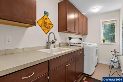 1884 John Muir Cir, Salem, OR 97302 - Photo 19