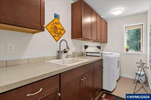1884 John Muir Cir SE, Salem, OR 97302 - Photo 19