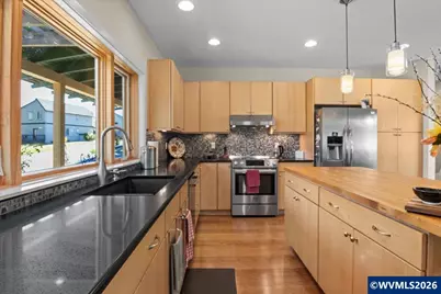 1884 John Muir Cir, Salem, OR 97302 - Photo 9