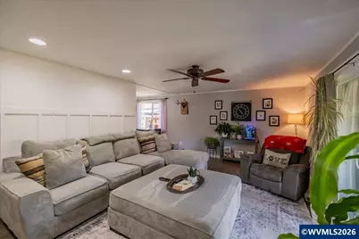 268 Evelyn Av NE, Salem, OR 97301 - Photo 9