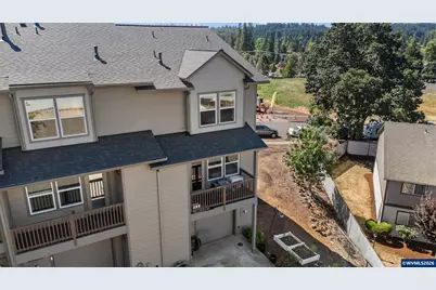 1941 Madras St SE, Salem, OR 97306 - Photo 33