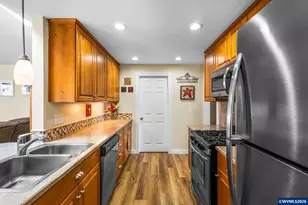 499 NE Cherry St, Sublimity, OR 97385 - Photo 13