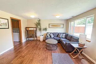 1040 SW Tall Oaks Dr, McMinnville, OR 97128 - Photo 15