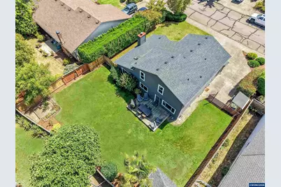 1040 SW Tall Oaks Dr, McMinnville, OR 97128 - Photo 27