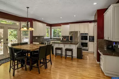 595 Harbourtown Ct SE, Salem, OR 97306 - Photo 17
