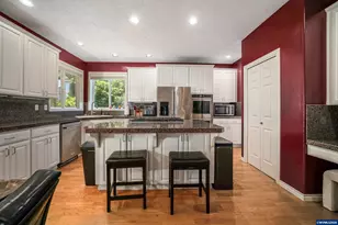 595 Harbourtown Ct SE, Salem, OR 97306 - Photo 19