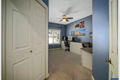 595 Harbourtown Ct SE, Salem, OR 97306 - Photo 41