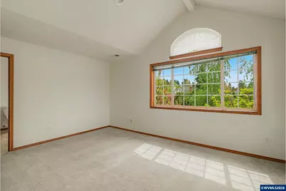 2520 NW Pinehurst Dr, McMinnville, OR 97128 - Photo 23