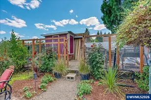 512 Wall St, Silverton, OR 97381 - Photo 33