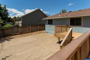 283 NW Reed Ln, Dallas, OR 97338 - Photo 43