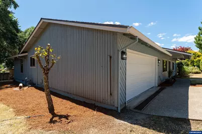 283 NW Reed Ln, Dallas, OR 97338 - Photo 33