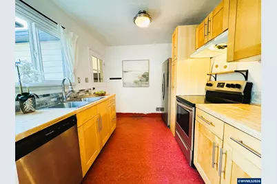 1815 23rd St NE, Salem, OR 97301 - Photo 7