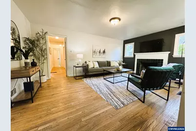 1815 23rd St NE, Salem, OR 97301 - Photo 3