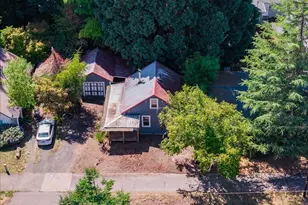 1410 SW 53rd St, Corvallis, OR 97330 - Photo 3