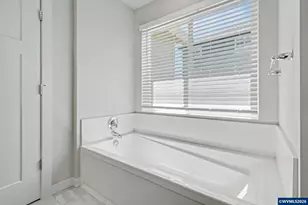 2602 Mount St Helens Ave SE, Salem, OR 97302 - Photo 27