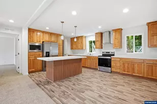 620 N Wayside Lp, Otis, OR 97368 - Photo 3