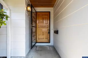 19565 SW Southview Pl, Aloha, OR 97078 - Photo 5