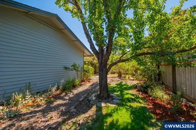2894 SE Glenn St, Corvallis, OR 97333 - Photo 39