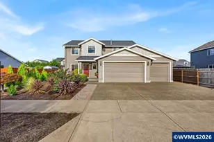 574 Prairie St, Woodburn, OR 97071 - Photo 3