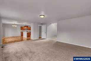 574 Prairie St, Woodburn, OR 97071 - Photo 9