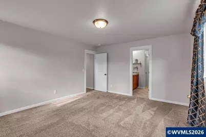 574 Prairie St, Woodburn, OR 97071 - Photo 21