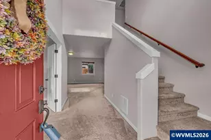 574 Prairie St, Woodburn, OR 97071 - Photo 5