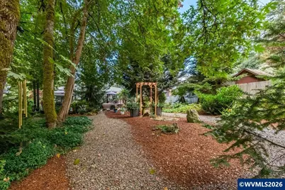 1245 Linnwood Dr NE, Albany, OR 97322 - Photo 45